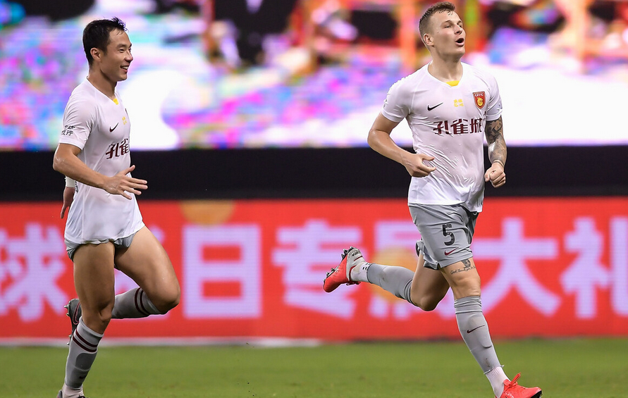 英雄联盟S15赛竞猜-关于那不勒斯训练开放日，今晚豪取连胜引欢呼，中超在即，医务组通报恢复的信息